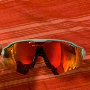 Oakley polarized glasses mint condition